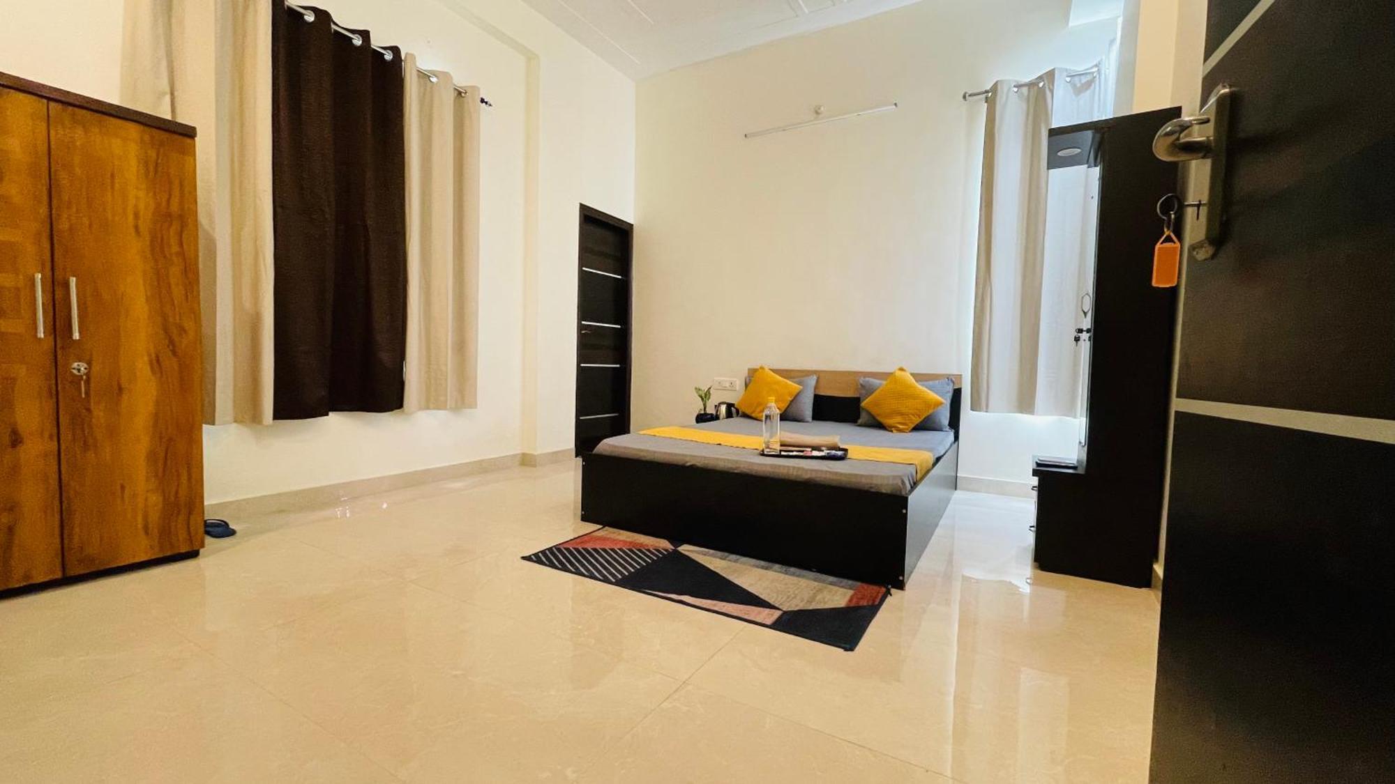 Atulyam Stays Sushant Golf City لاكناو المظهر الخارجي الصورة