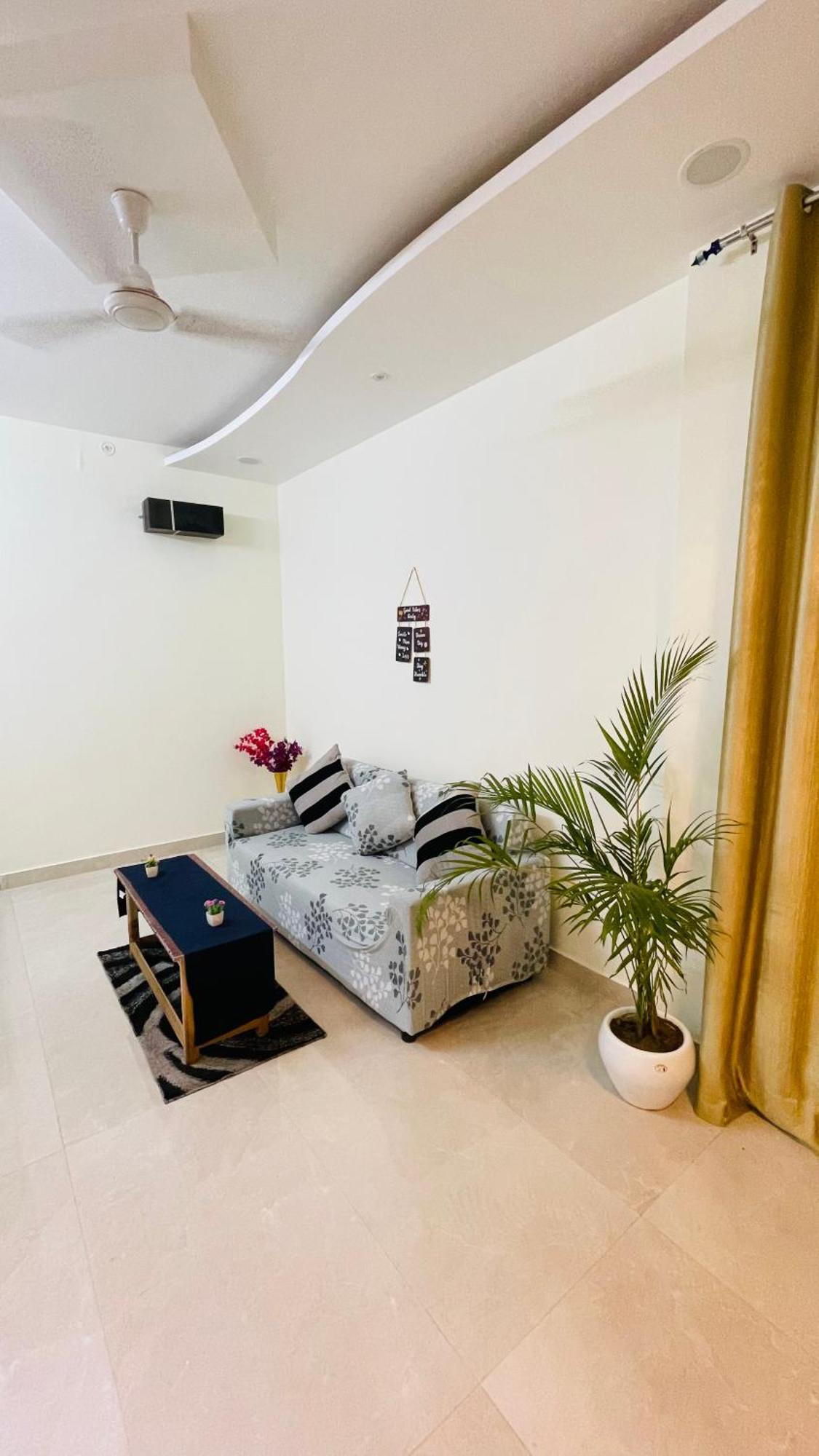 Atulyam Stays Sushant Golf City لاكناو المظهر الخارجي الصورة