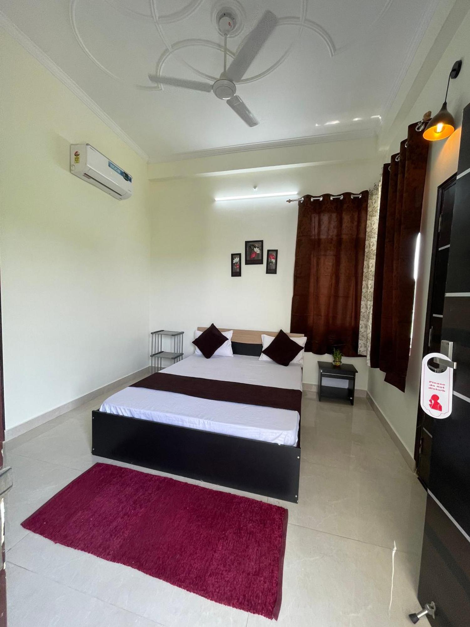 Atulyam Stays Sushant Golf City لاكناو المظهر الخارجي الصورة