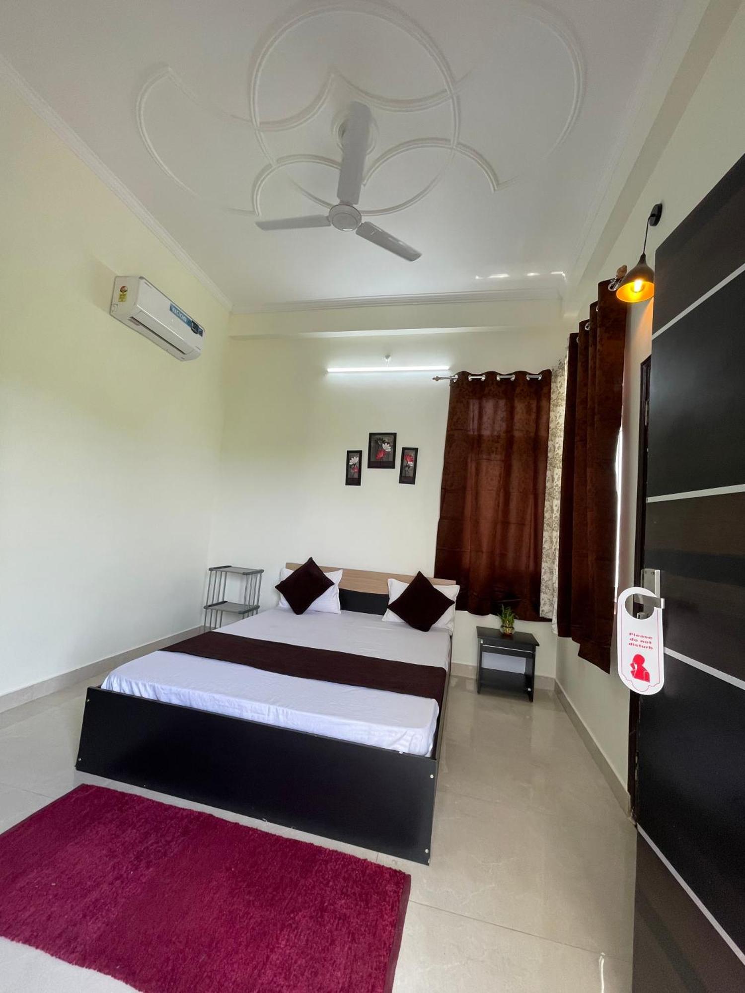 Atulyam Stays Sushant Golf City لاكناو المظهر الخارجي الصورة