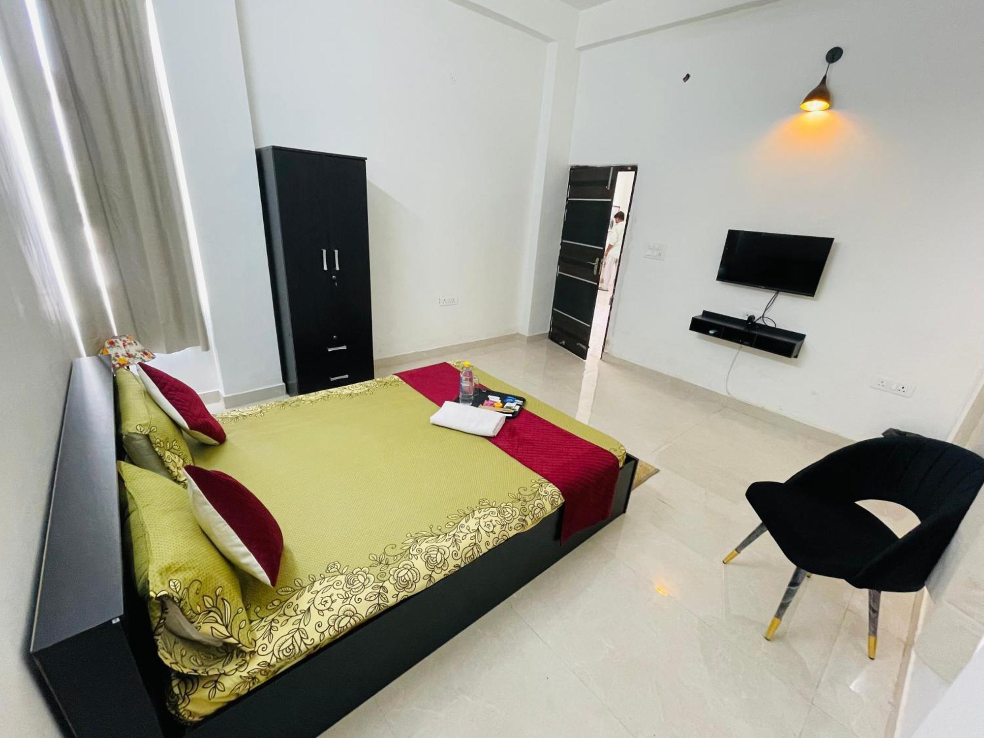 Atulyam Stays Sushant Golf City لاكناو المظهر الخارجي الصورة