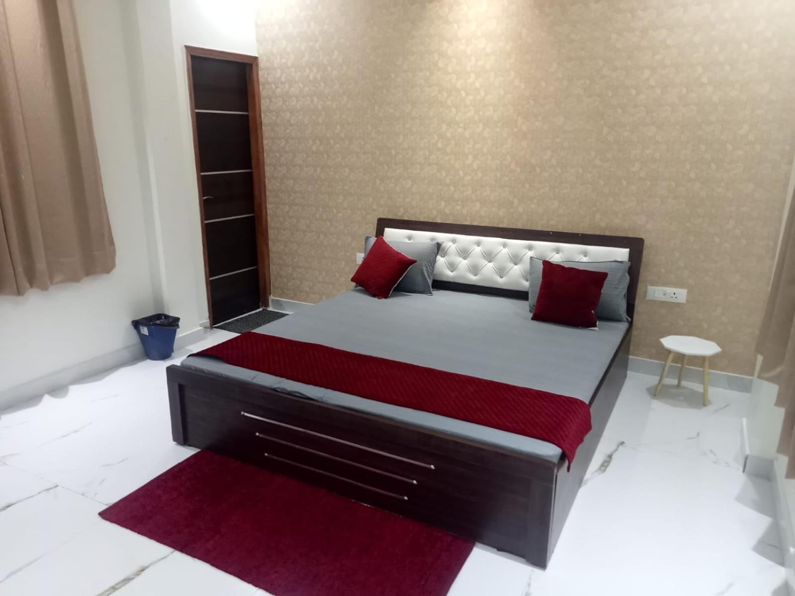 Atulyam Stays Sushant Golf City لاكناو المظهر الخارجي الصورة
