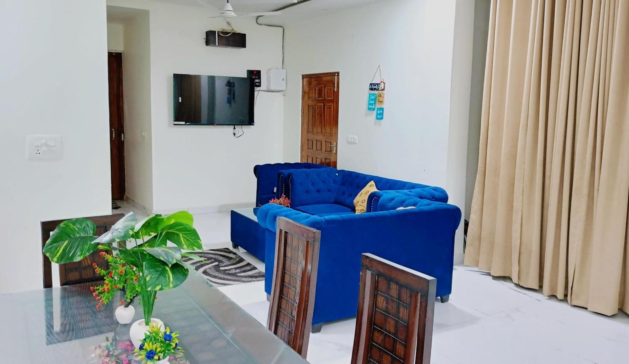 Atulyam Stays Sushant Golf City لاكناو المظهر الخارجي الصورة